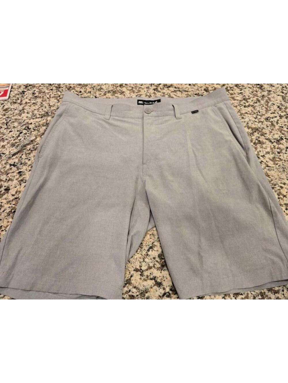 Travis Mathew Golf Shorts Mens Size 36